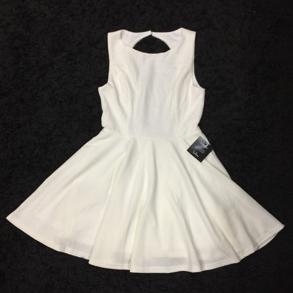 Host Pick ✨NWT Lulu’s White Backless Skater Dress - Picture 5 of 8